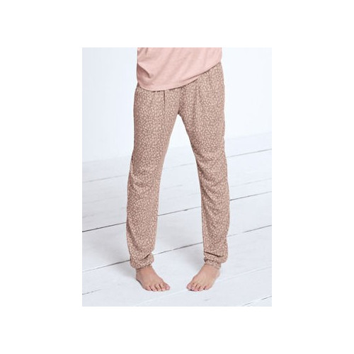 Triumph Lounge Essentials SS Top 01+Lounge Essentials Trousers 05