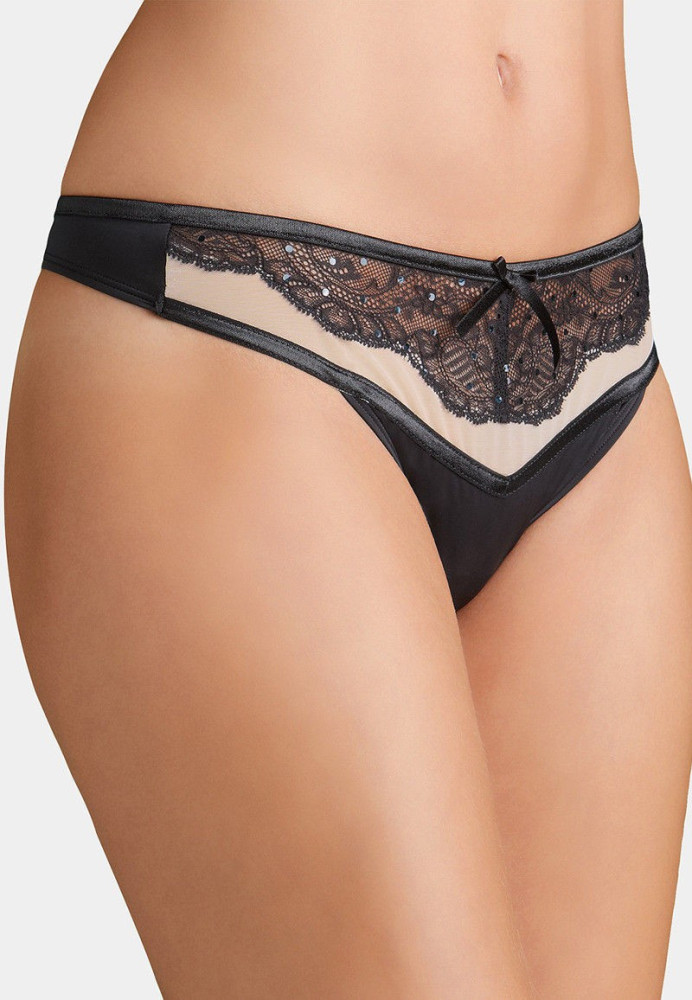 Triumph Beauty-Full Charm String