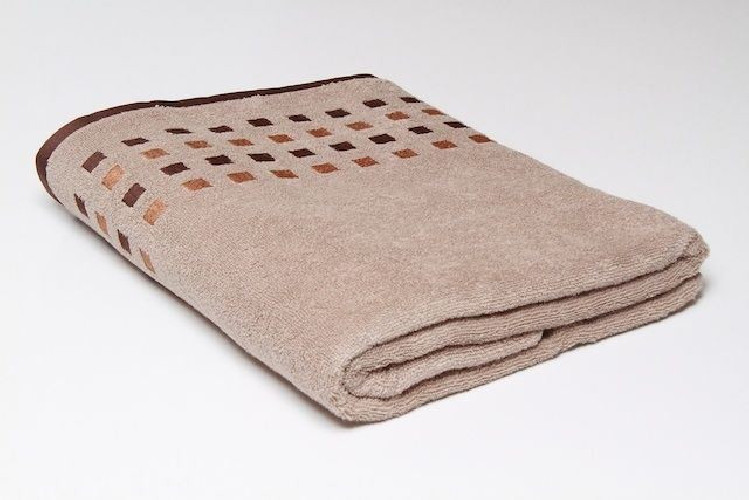 Carlo Bruni Ręcznik kapielowy Kwadraty  70x140