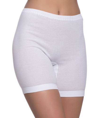 Nina von C. figi klasyczne z nogawką