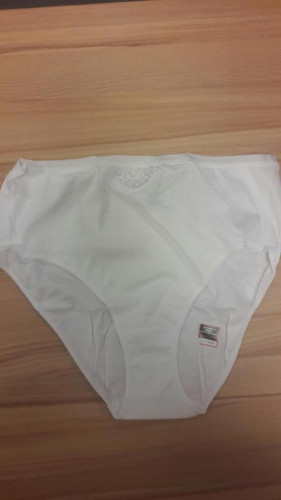 Nina von C. 70 160 762  figi klasyczne